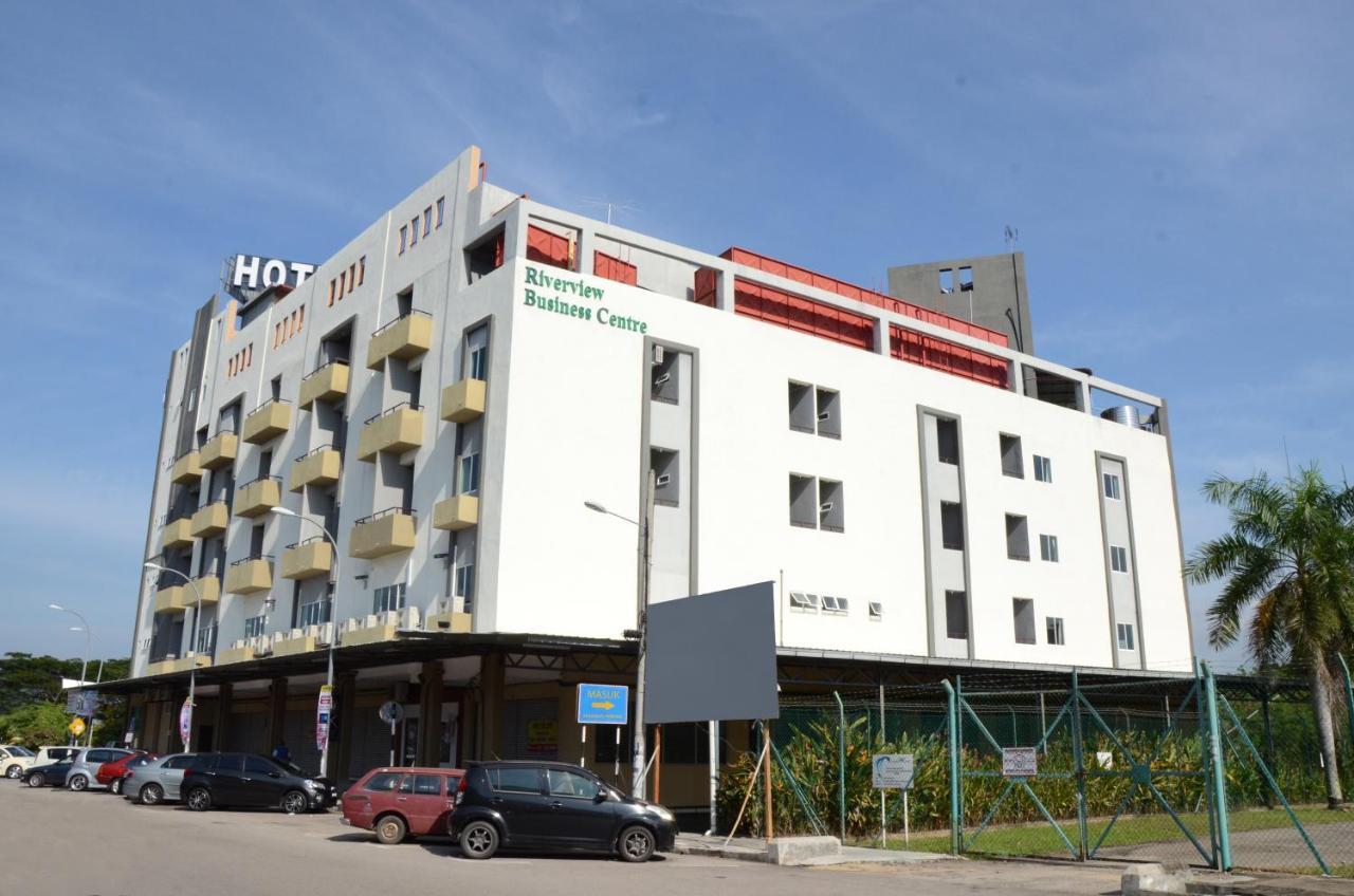 Riverview Hotel Bahau Екстер'єр фото