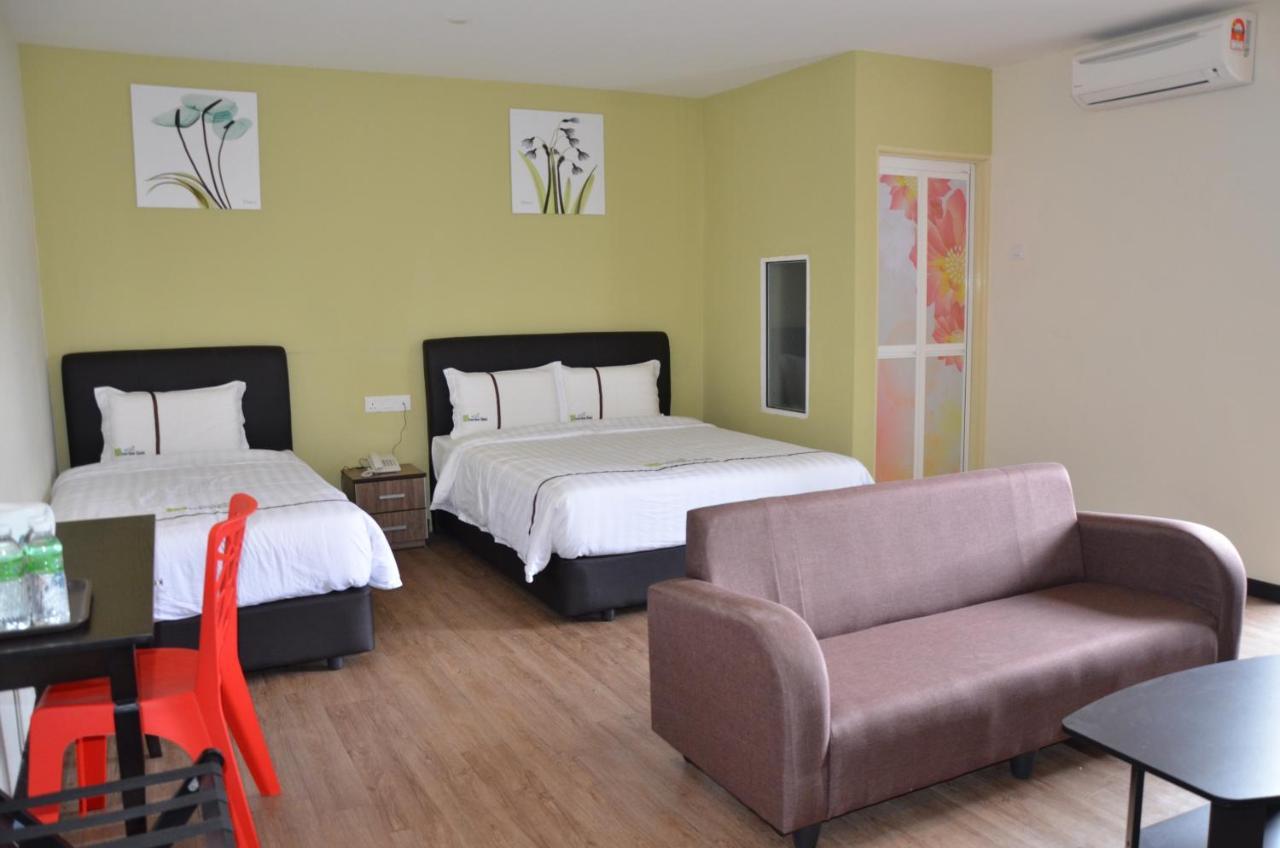Riverview Hotel Bahau Екстер'єр фото