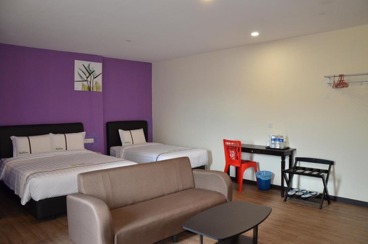 Riverview Hotel Bahau Екстер'єр фото