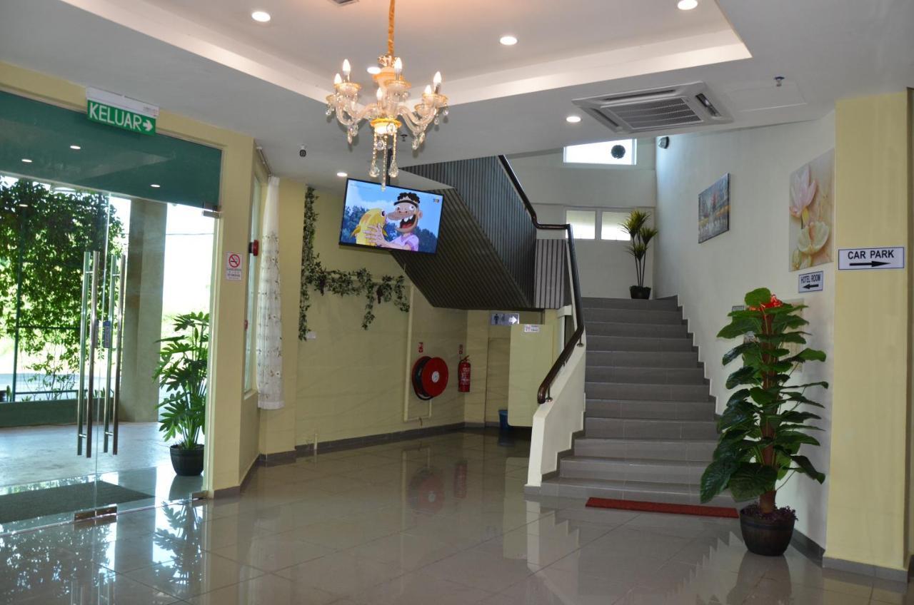 Riverview Hotel Bahau Екстер'єр фото