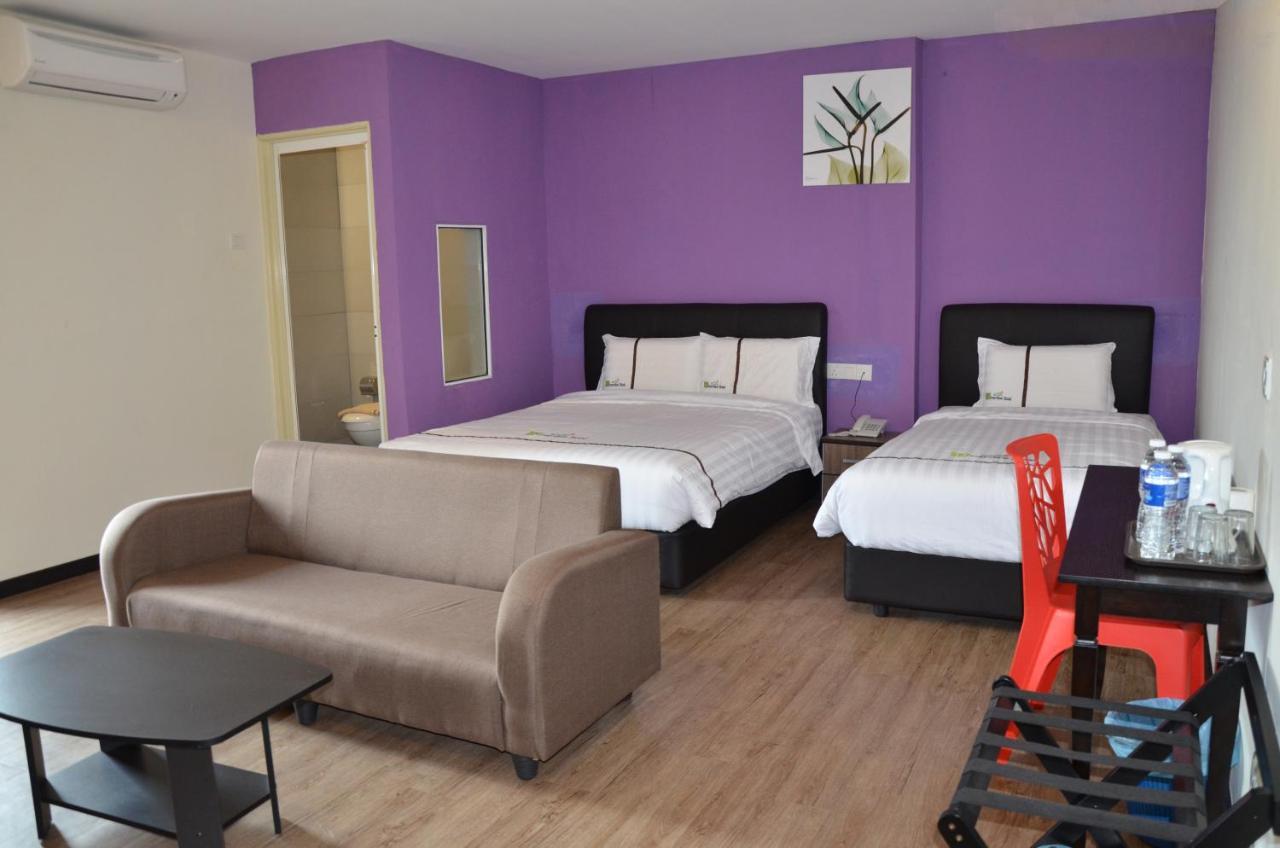 Riverview Hotel Bahau Екстер'єр фото